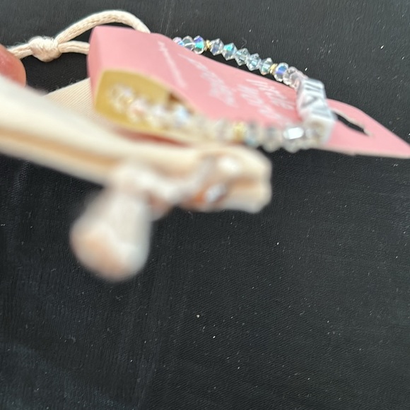 New Little words project bracelet “Believe” bracelet size Medium/Large NWT - Picture 7 of 7